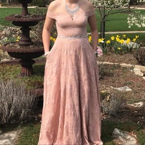 “Say yes to the Prom” formal dress